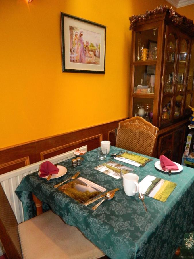 ロスシー Sunnyside House Bed & Breakfast エクステリア 写真