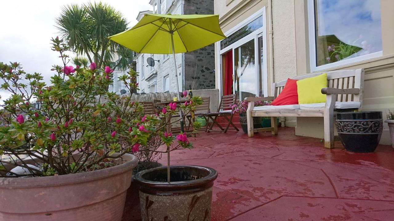 ロスシー Sunnyside House Bed & Breakfast エクステリア 写真